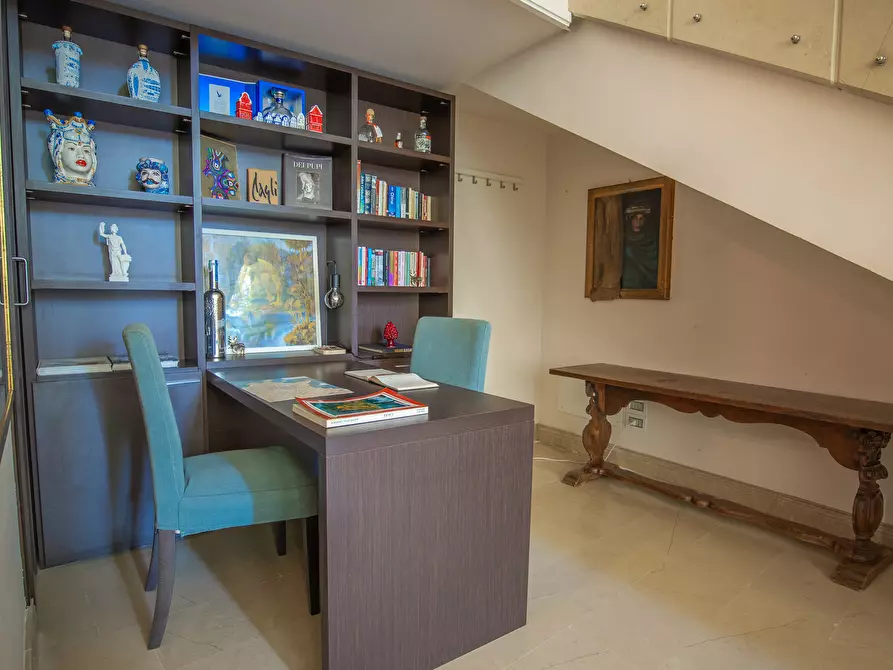 Immagine 71 di Villa in vendita  in Salita Giafari 25 a Taormina