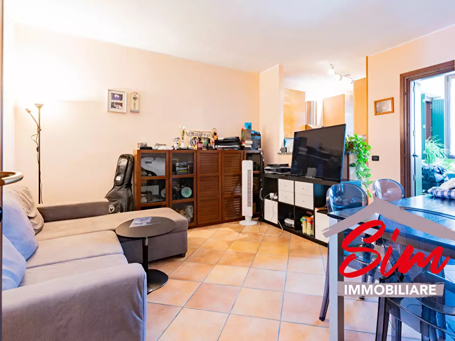 Immagine 9 di Bilocale in vendita  in Viale Volta snc a Novara