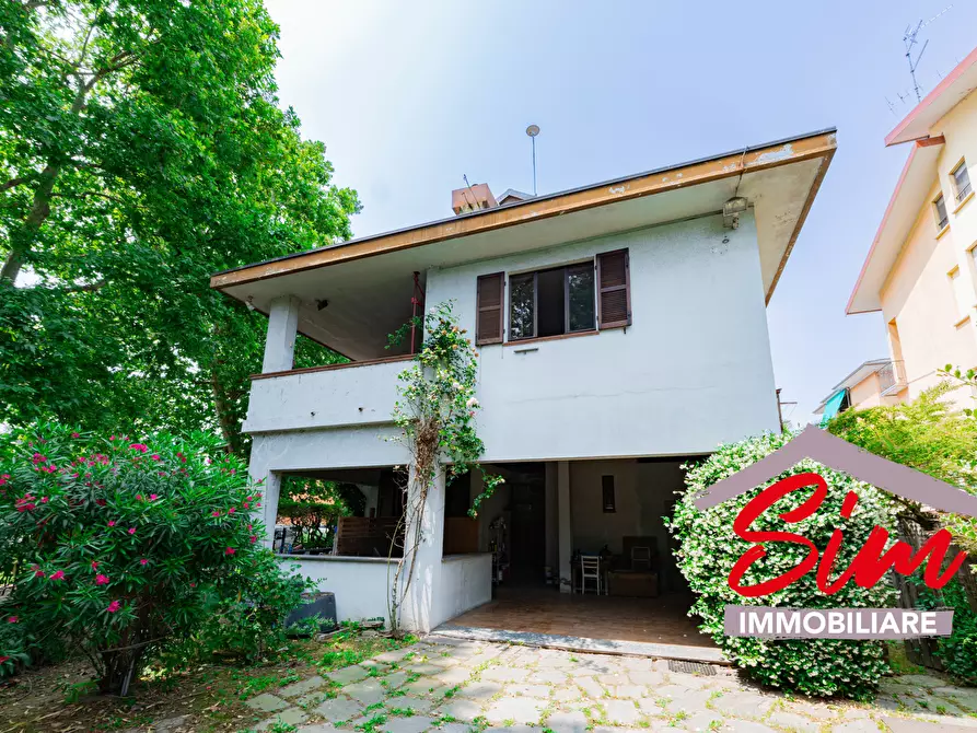 Immagine 1 di Casa bifamiliare in vendita  in Via Nino Oxilia 21 a Novara