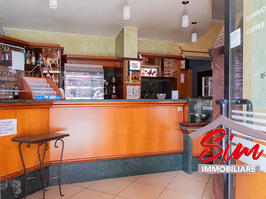 Immagine 3 di Locale commerciale in vendita  in Corso Vercelli 25d a Novara