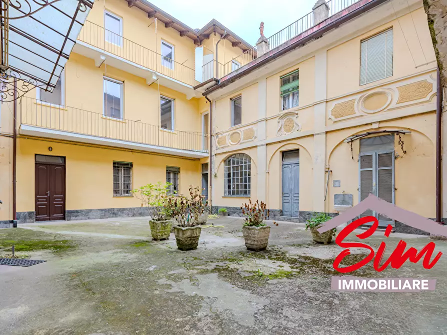 Immagine 14 di Locale commerciale in affitto  in Corso Cavour snc a Trino Vercellese