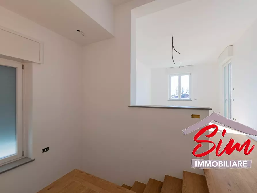 Immagine 16 di Villa in vendita  in Viale Roma sn a Casaleggio Novara