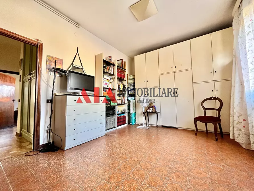 Immagine 14 di Pentalocale in vendita  in Via E. Toti a Pontedera