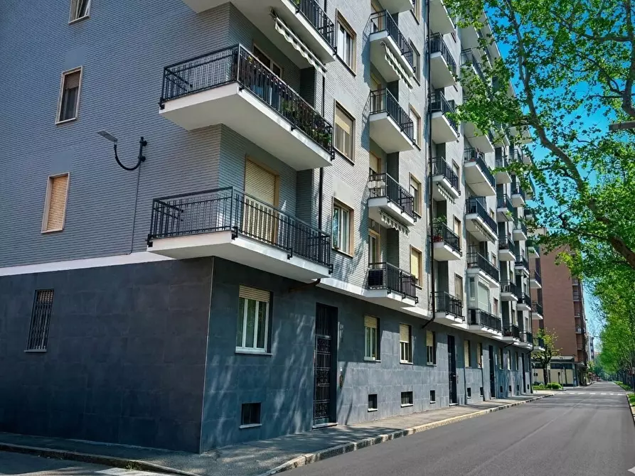 Immagine 15 di Trilocale in vendita  in Viale Papa Giovanni XXIII 20 a Beinasco