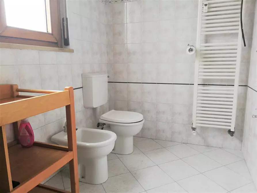 Immagine 6 di Bilocale in vendita  in Viale Papa Giovanni XXIII 5 a Beinasco