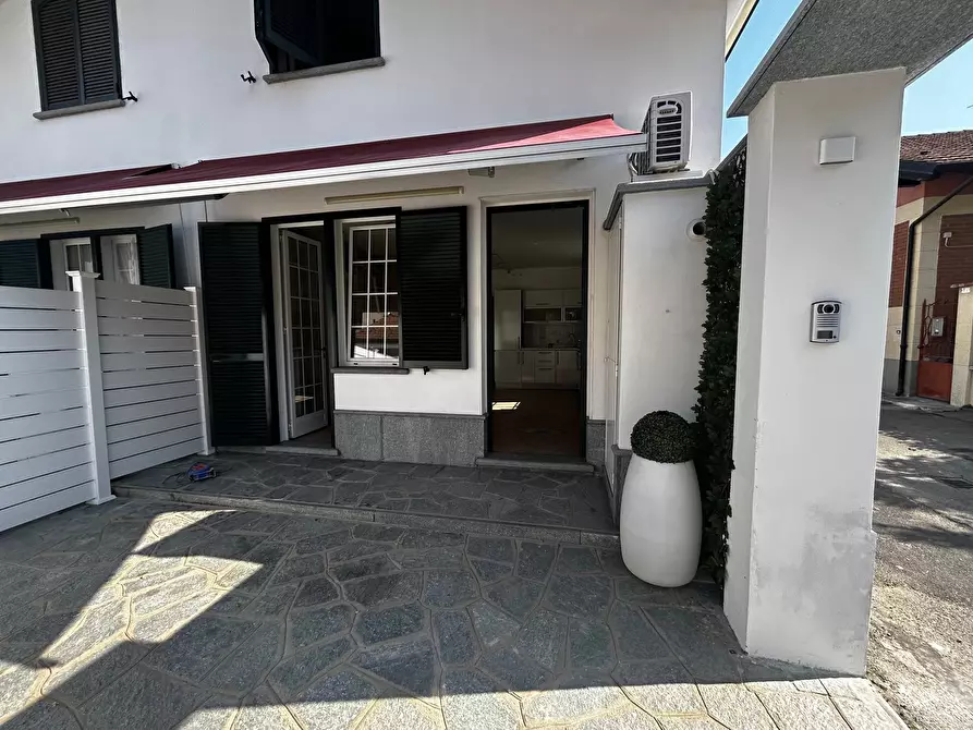 Immagine 41 di Porzione di casa in vendita  in Via Trento 1 a Beinasco