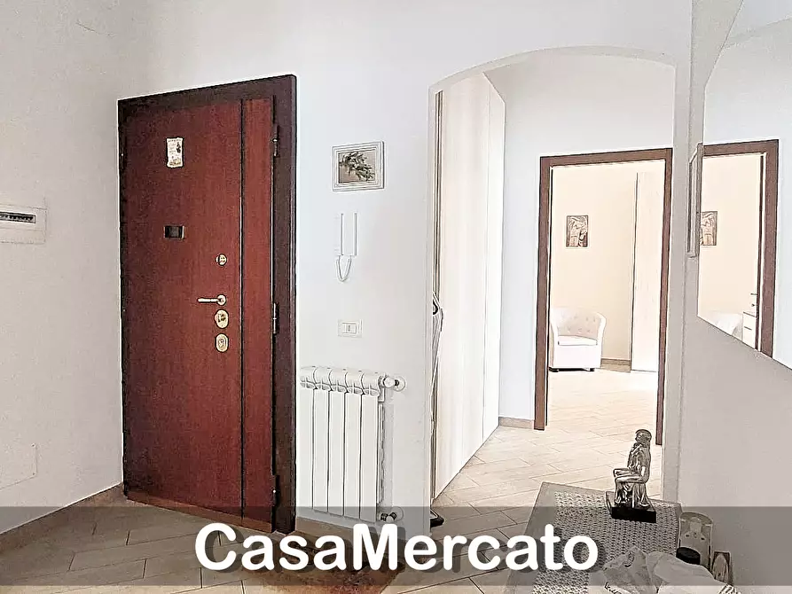 Immagine 24 di Trilocale in vendita  in Via Marino a Rocca Di Papa