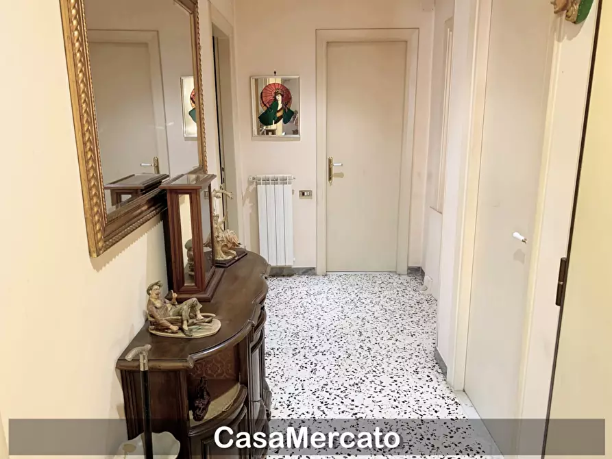 Immagine 10 di Trilocale in vendita  in Viale dei Pini a Montecompatri