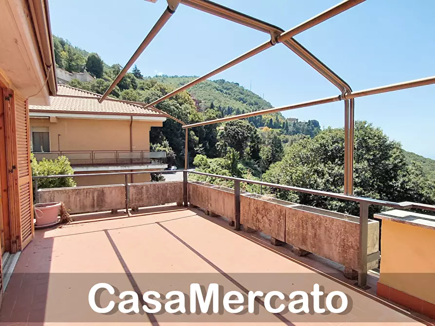 Immagine 30 di Quadrilocale in vendita  in Via Roma a Rocca Di Papa