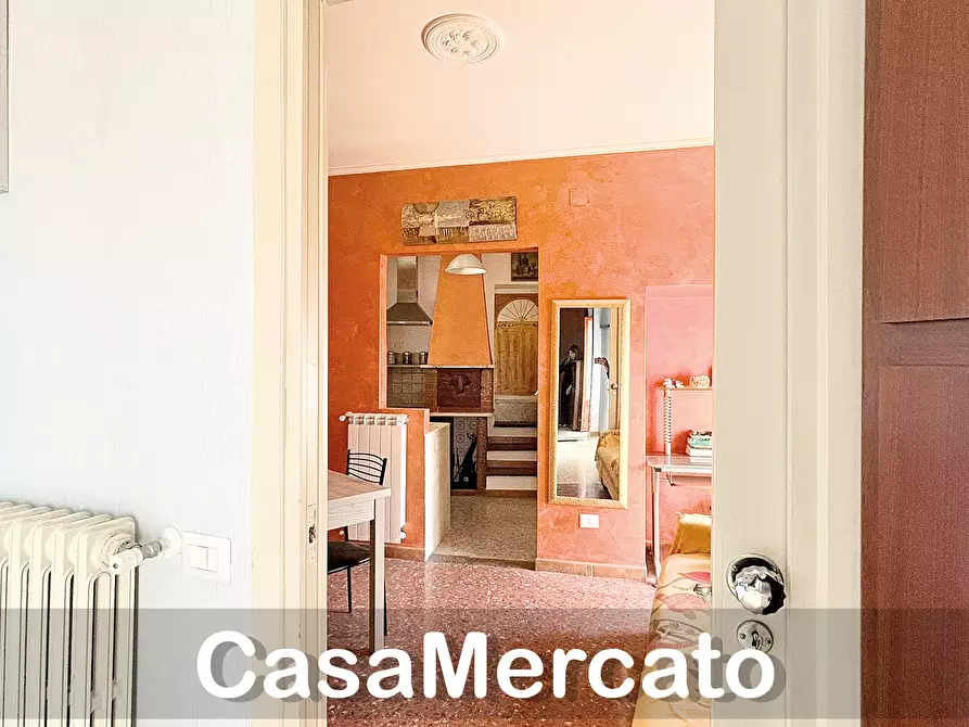 Immagine 12 di Bilocale in vendita  in Via San Francesco d'Assisi a Rocca Di Papa