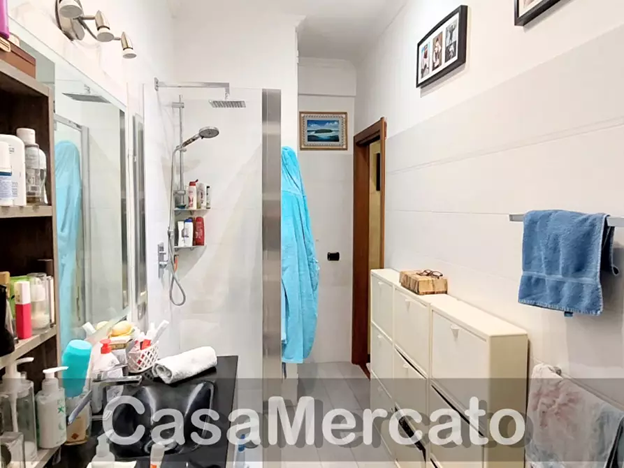 Immagine 24 di Trilocale in vendita  in Viale Ferri a Rocca Di Papa