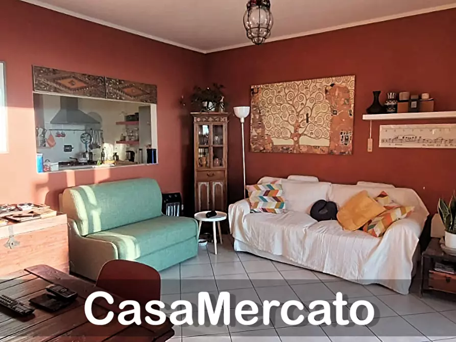 Immagine 8 di Trilocale in vendita  in Via Roma a Rocca Di Papa