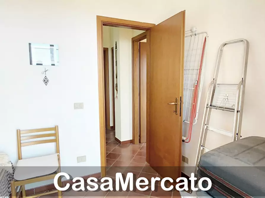 Immagine 22 di Quadrilocale in vendita  in Via Roma a Rocca Di Papa