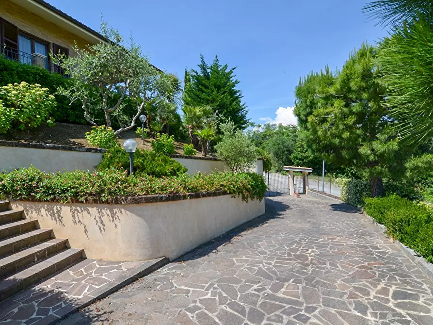 Immagine 9 di Casa indipendente in vendita  a Acquaviva Picena