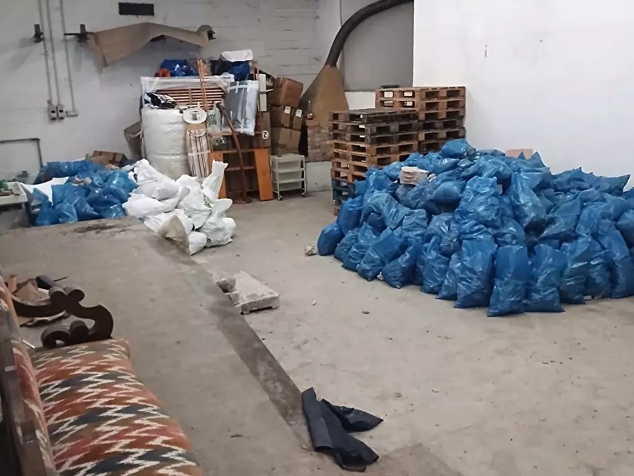 Immagine 14 di Capannone industriale in vendita  a Roma