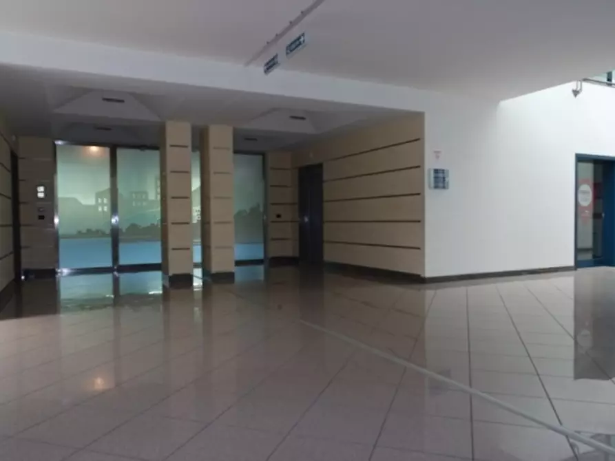 Immagine 2 di Ufficio in affitto  a San Benedetto Del Tronto