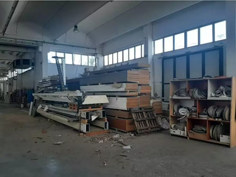 Immagine 6 di Capannone industriale in vendita  in via dell'industria 5-7 a Castelplanio