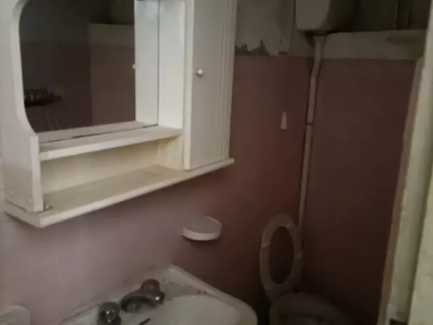 Immagine 17 di Casa indipendente in vendita  a Monsampolo Del Tronto