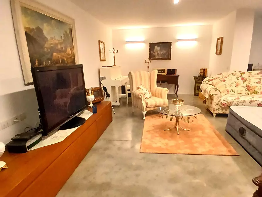 Immagine 49 di Villa in vendita  a San Benedetto Del Tronto