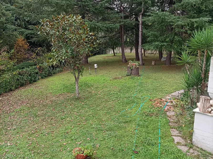 Immagine 48 di Casa indipendente in vendita  a Folignano