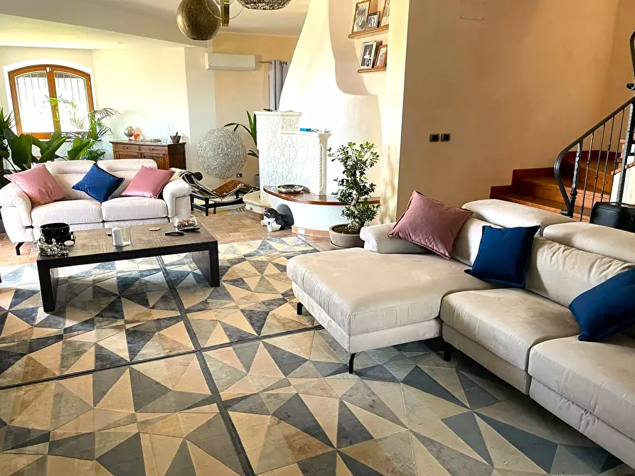 Immagine 19 di Casa indipendente in vendita  a Morro D'oro