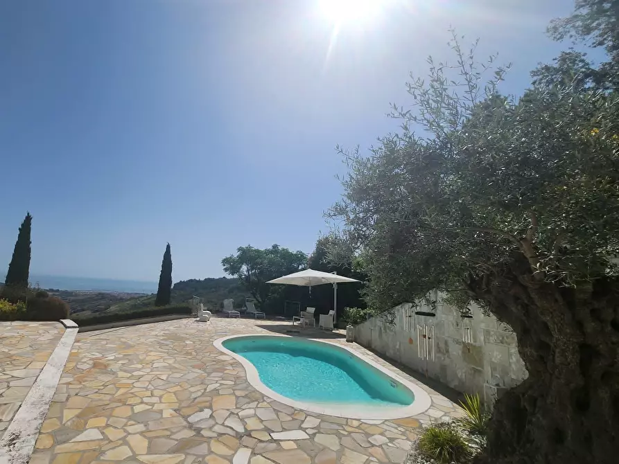 Immagine 103 di Casa indipendente in vendita  a San Benedetto Del Tronto