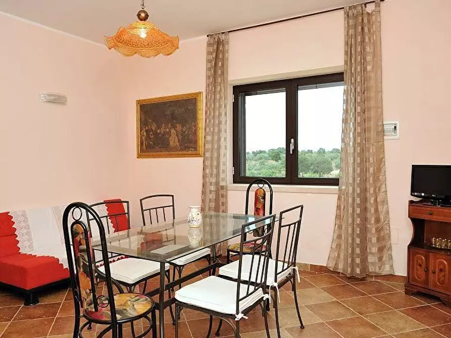 Immagine 23 di Agriturismo in vendita  a Castellana Grotte