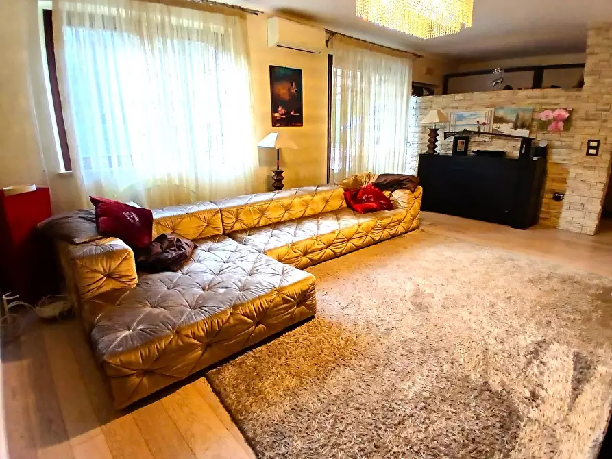 Immagine 20 di Casa indipendente in vendita  a San Benedetto Del Tronto