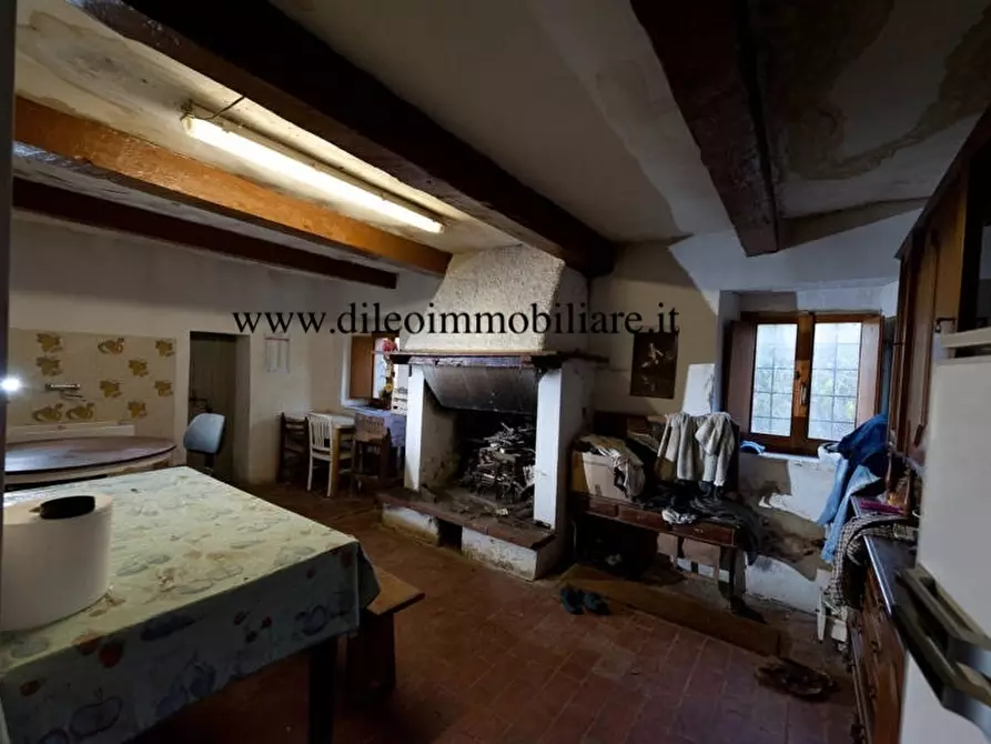 Immagine 4 di Rustico / casale in vendita  a Pesaro