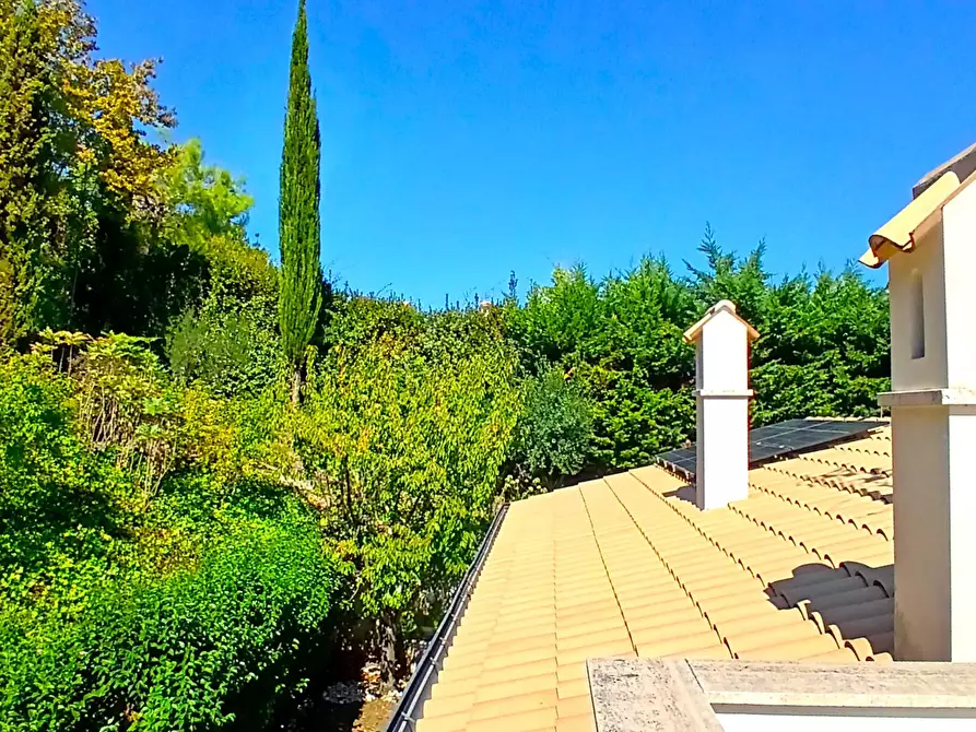 Immagine 80 di Villa in vendita  a San Benedetto Del Tronto