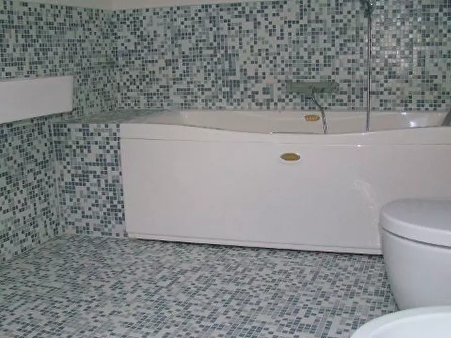 Immagine 16 di Appartamento in vendita  a Corropoli