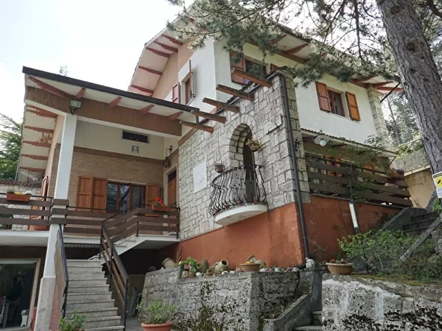 Immagine 12 di Casa indipendente in vendita  a Ascoli Piceno