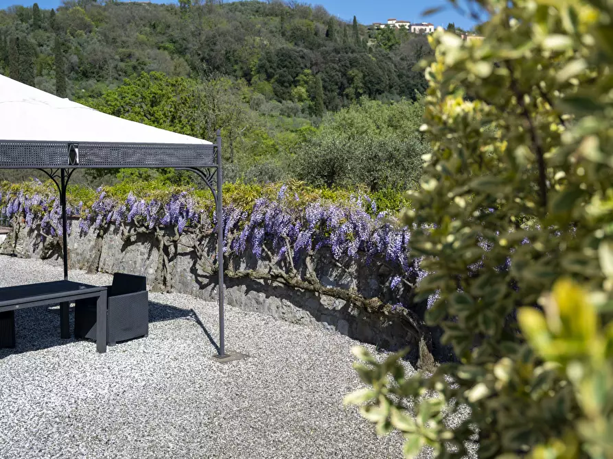 Immagine 8 di Casa indipendente in vendita  a Sarzana