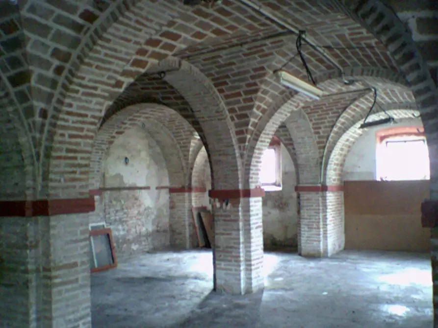 Immagine 3 di Laboratorio in vendita  a Montegiorgio