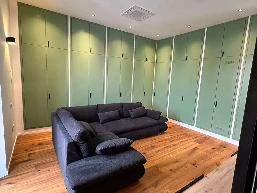 Immagine 29 di Appartamento in affitto  a San Benedetto Del Tronto