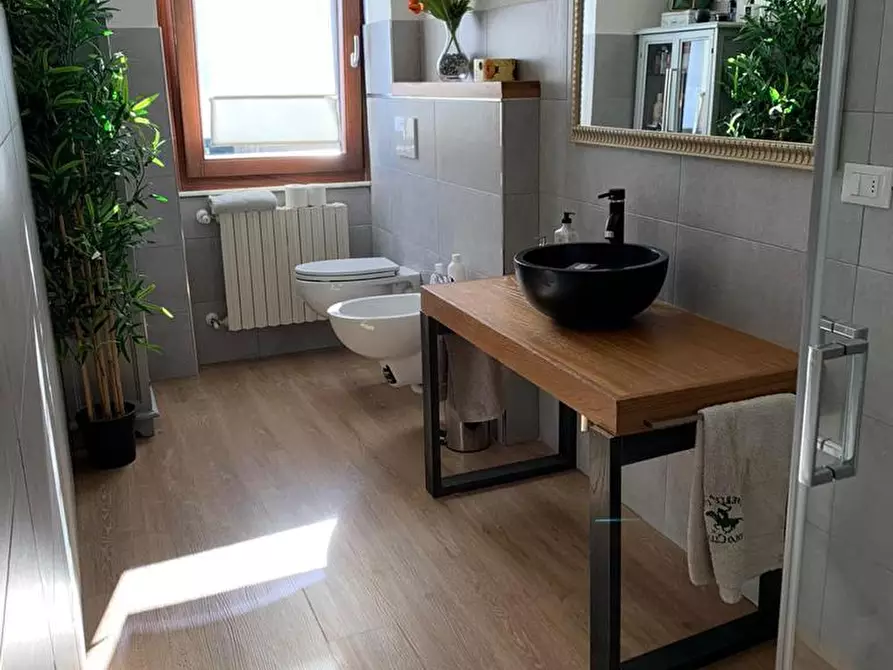 Immagine 23 di Casa semindipendente in vendita  a Ripatransone