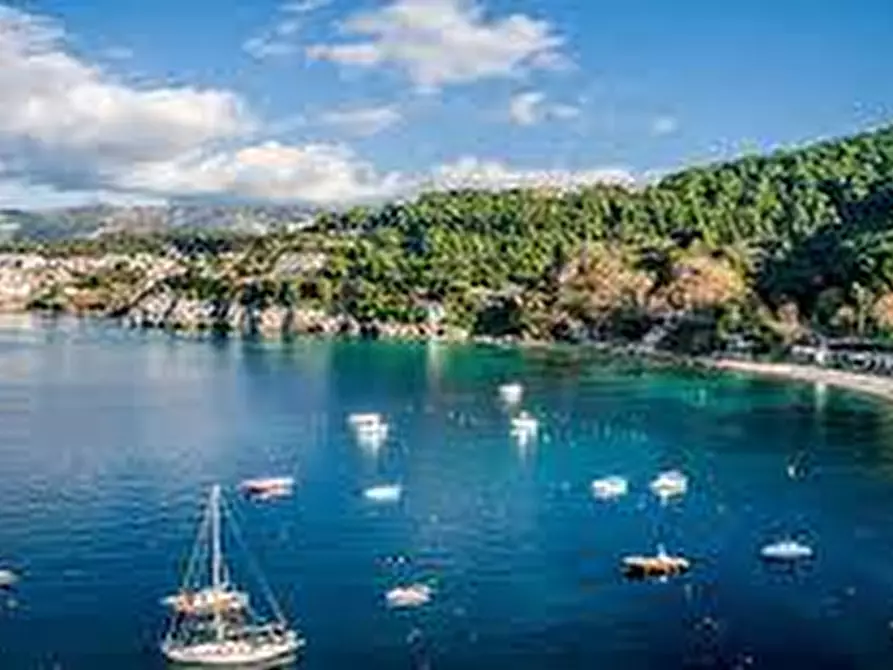 Immagine 1 di Albergo/B&B/Residence in vendita  a Centola