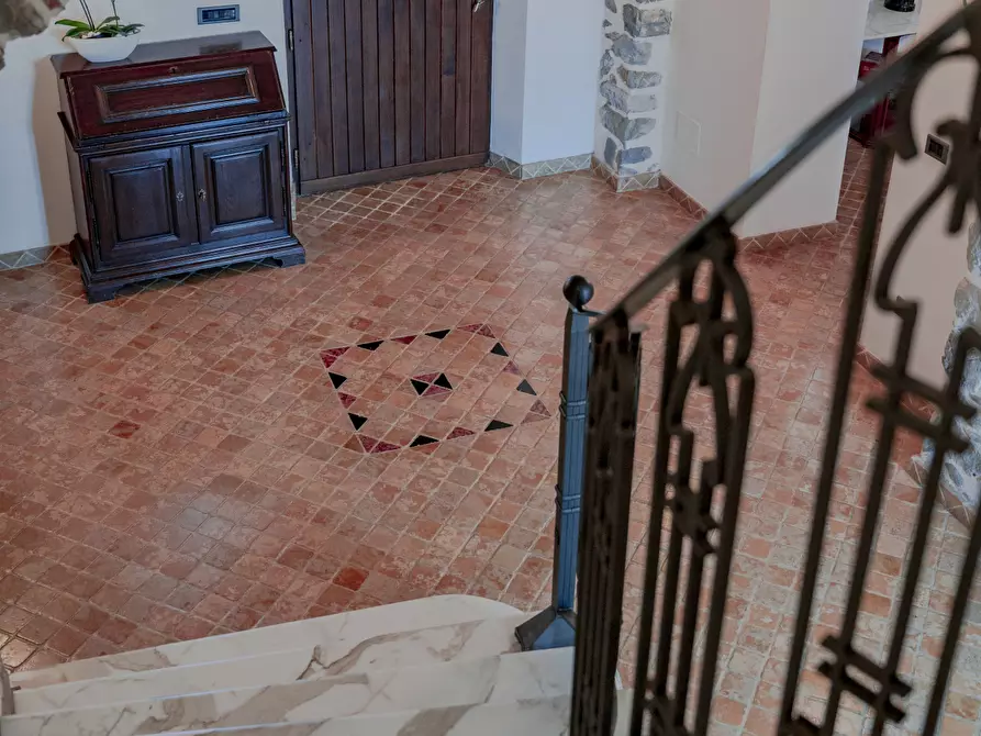 Immagine 13 di Casa indipendente in vendita  a Sarzana