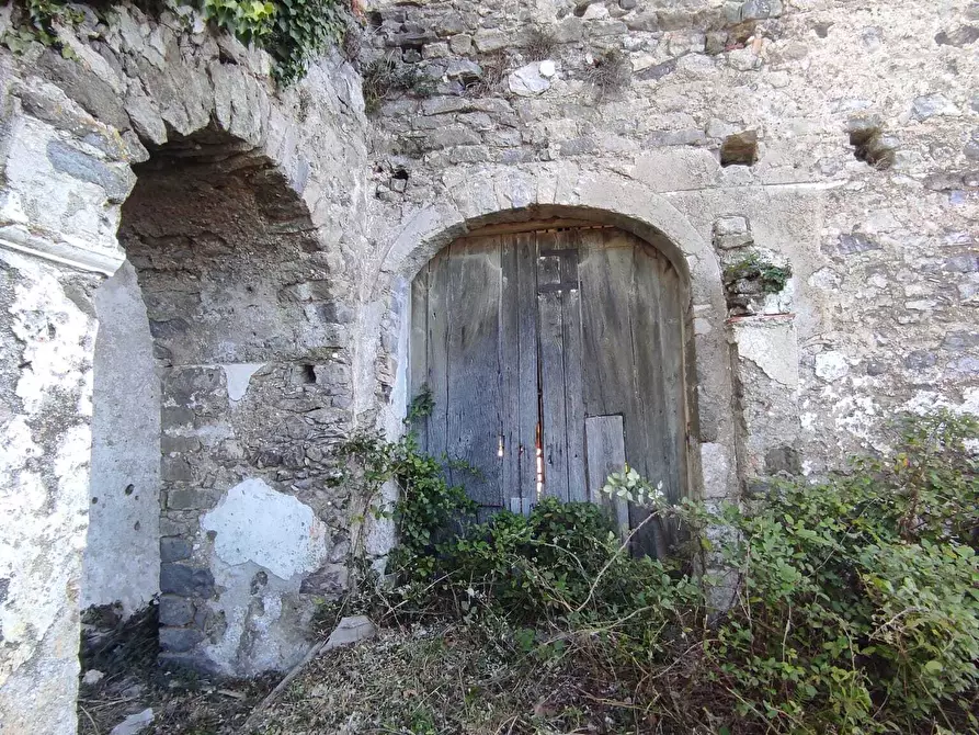 Immagine 21 di Palazzo in vendita  a Fisciano