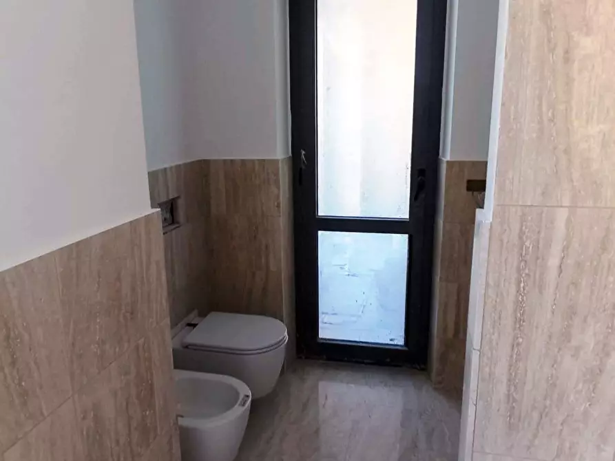 Immagine 25 di Palazzo in vendita  a Spinetoli