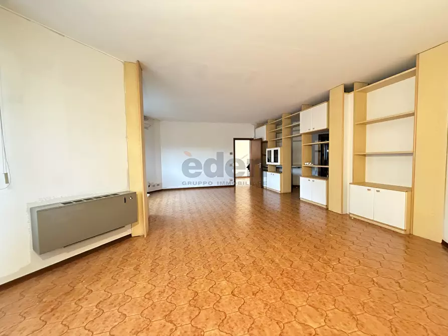 Immagine 34 di Ufficio in affitto  in Via Vittorio Bottego 49 a Modena