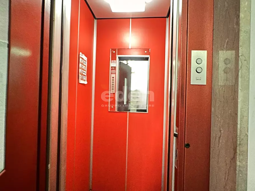 Immagine 29 di Quadrilocale in vendita  in Piazza Guido Rossa 8 a Modena