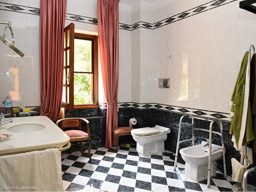 Immagine 14 di Casa bifamiliare in vendita  a Quartu Sant'elena