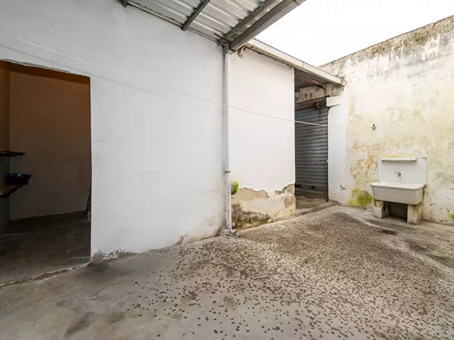 Immagine 36 di Casa indipendente in vendita  a Selargius