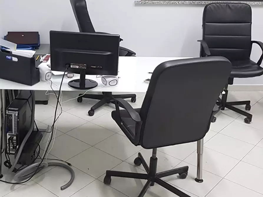 Immagine 20 di Ufficio in affitto  a Quartucciu