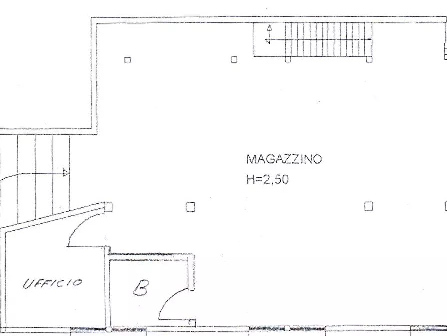 Immagine 19 di Garage in vendita  a Quartucciu