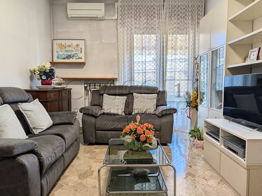 Immagine 3 di Appartamento in vendita  in Via Antonio Cantore 22 a Vicenza