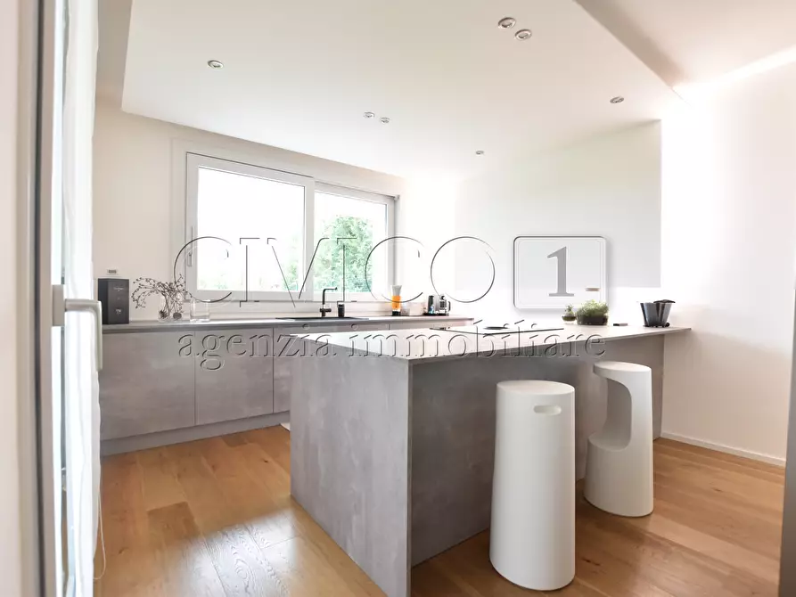 Immagine 1 di Casa bifamiliare in vendita  in Via Torrossa a Camisano Vicentino