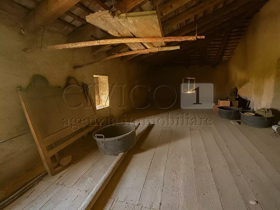 Immagine 4 di Rustico / casale in vendita  in Via Giuseppe Verdi 58 a Rovolon