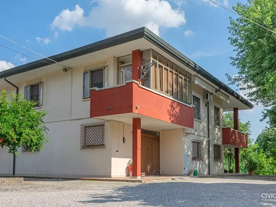 Immagine 4 di Casa indipendente in vendita  in Via Ponticelli 11 a Agugliaro